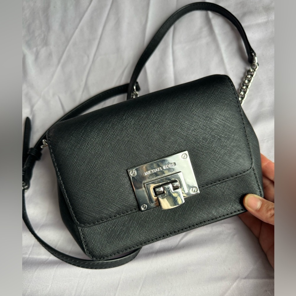 Michael Kors crossbody (NEW)